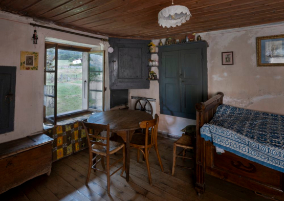 Intérieur de ferme à Arith (Savoie)